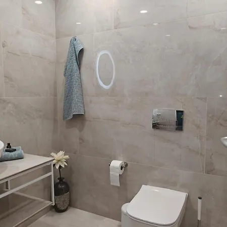 Azzurro - уютно и удобно Apartment Varna